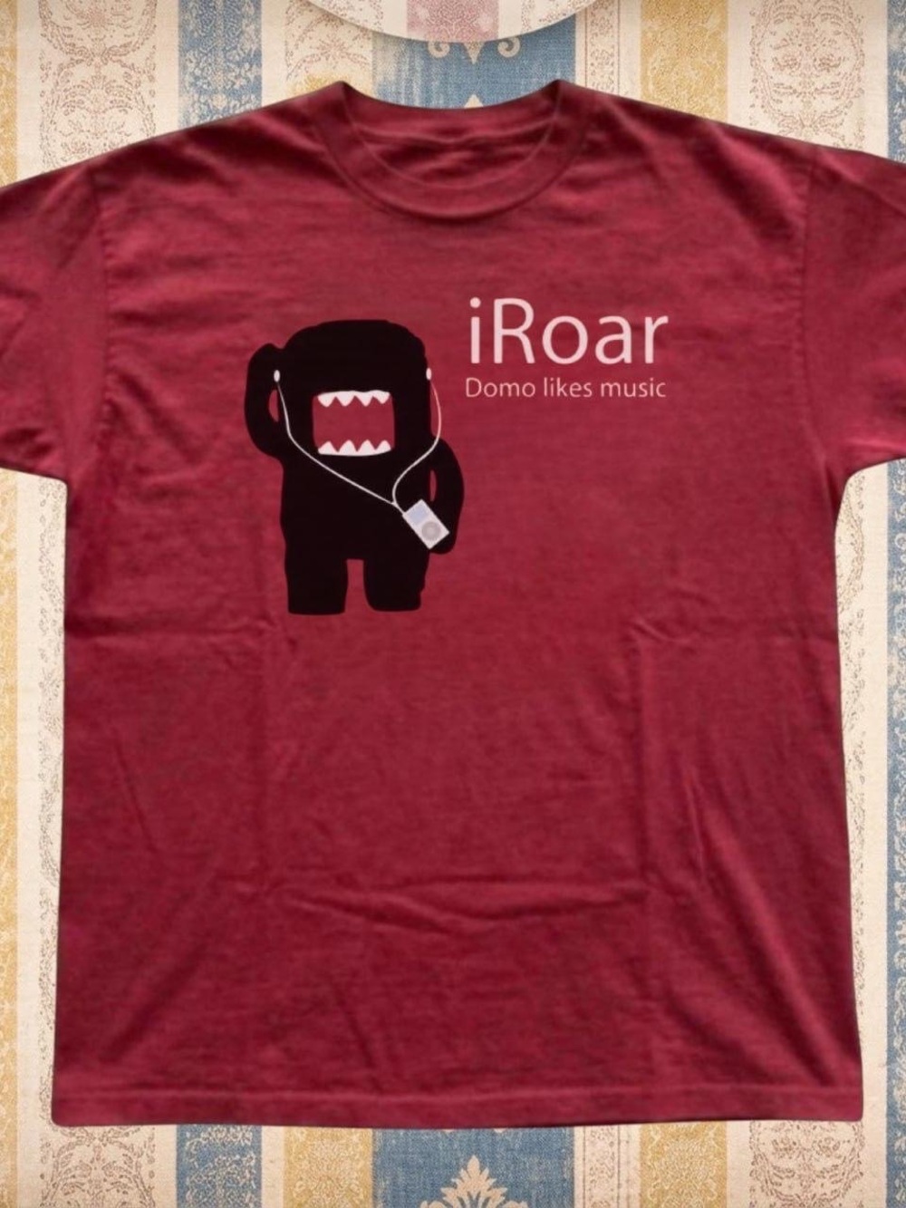Gildan iRoar Graphic Tee - Maroon with Black Print